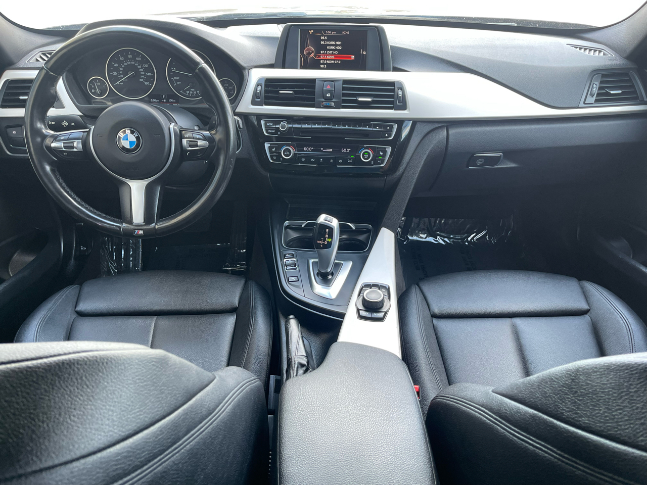 BMW 3-Series 320i xDrive Sedan 2016