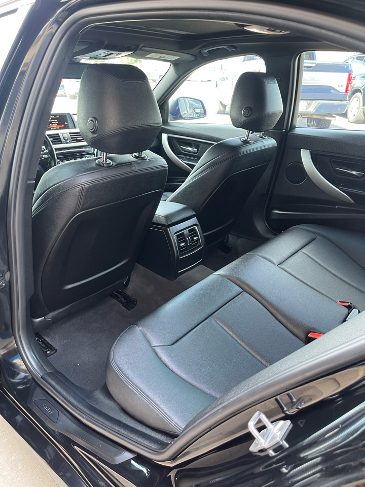 BMW 3-Series 320i xDrive Sedan 2016
