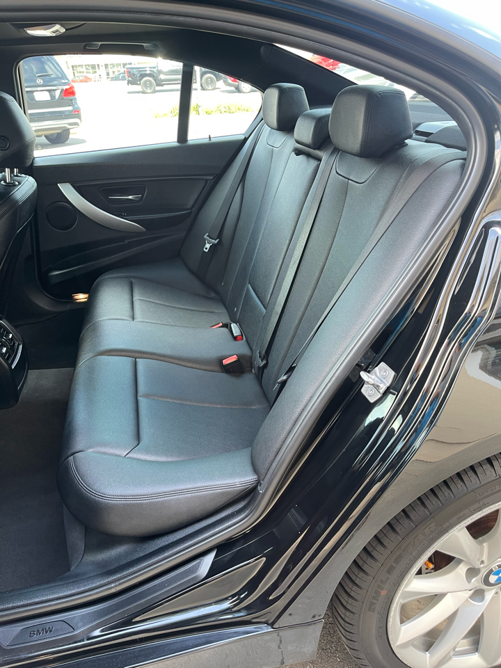 BMW 3-Series 320i xDrive Sedan 2016