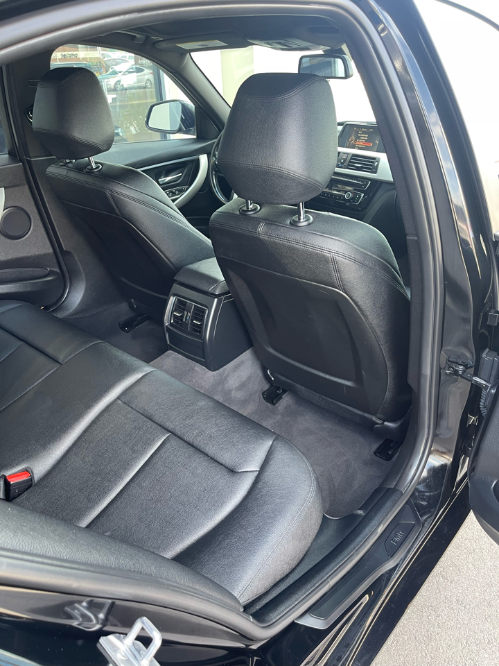 BMW 3-Series 320i xDrive Sedan 2016