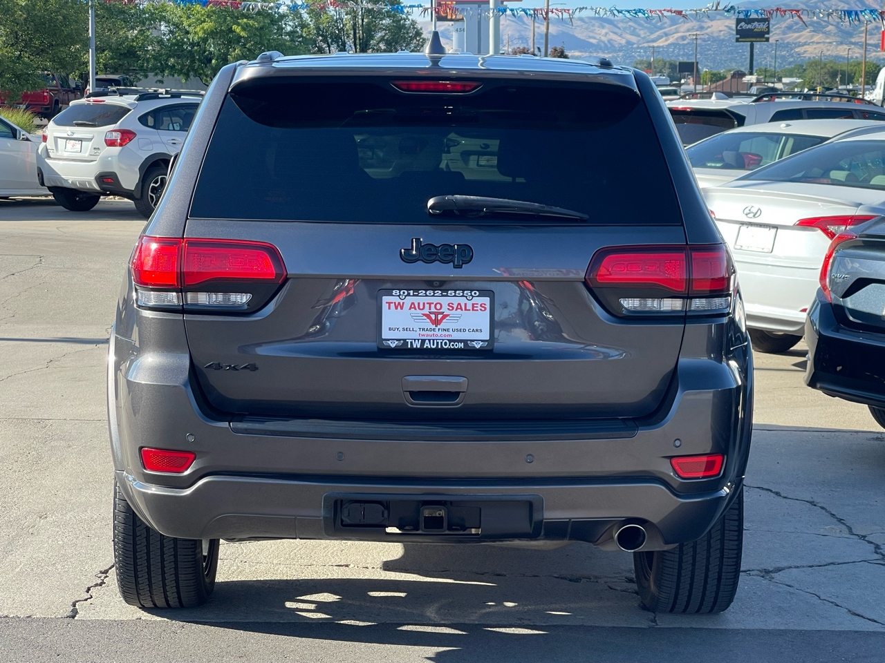 Jeep Grand Cherokee Laredo 4WD 2019
