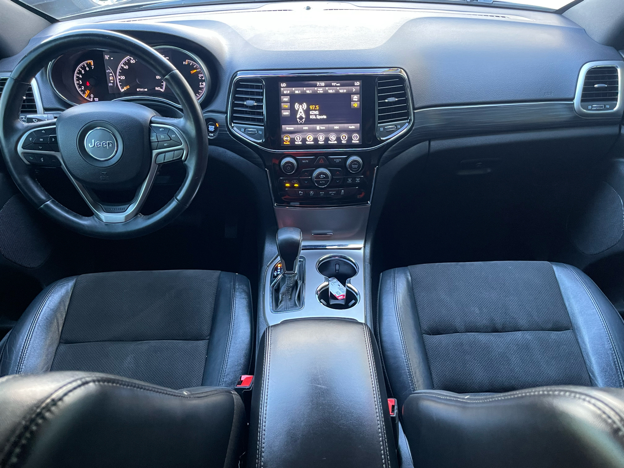 Jeep Grand Cherokee Laredo 4WD 2019
