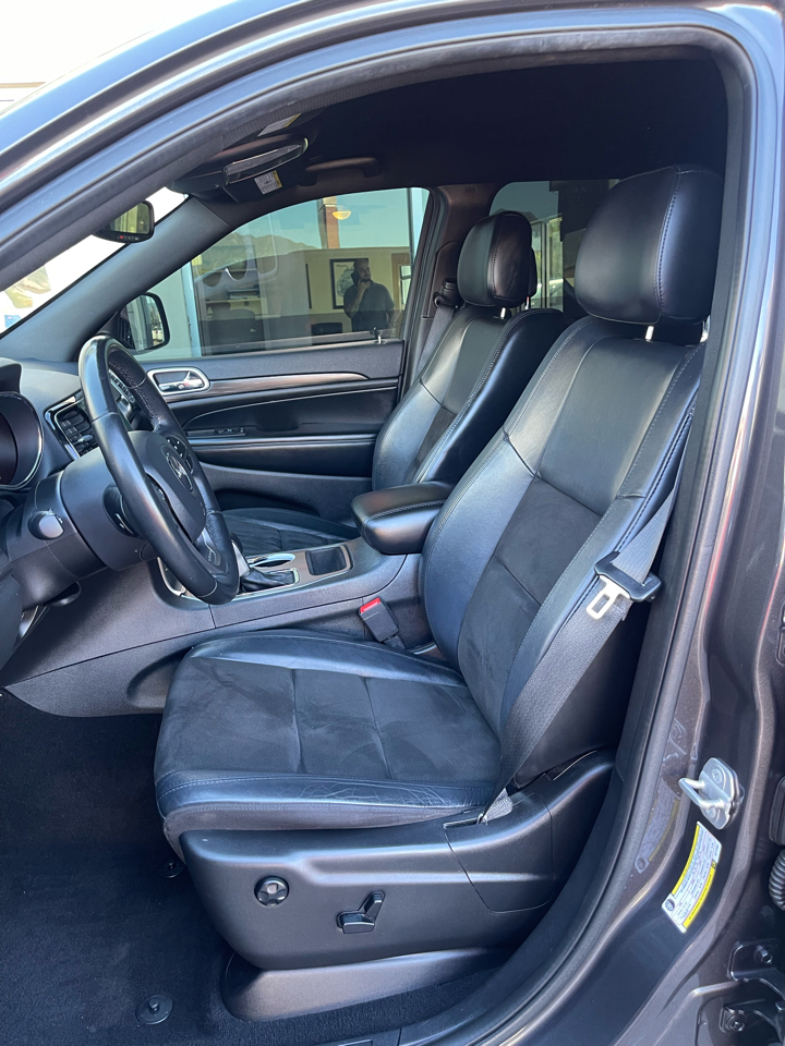 Jeep Grand Cherokee Laredo 4WD 2019