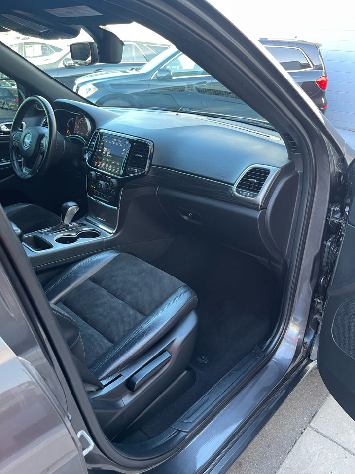 Jeep Grand Cherokee Laredo 4WD 2019
