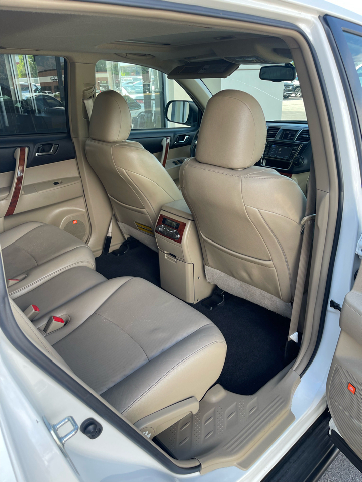 Toyota Highlander Limited 4WD 2013