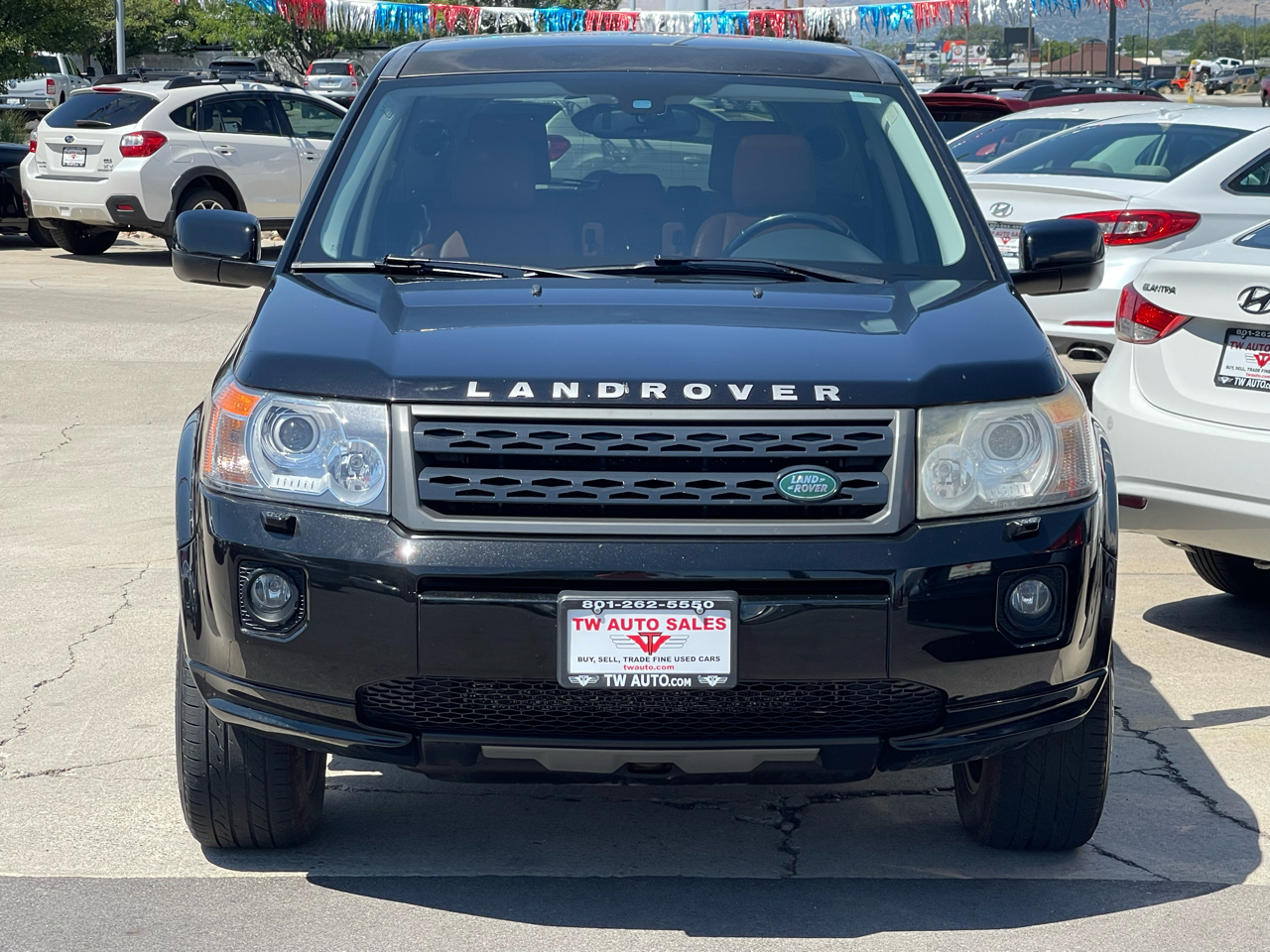 Land Rover LR2 HSE with Tech Package 2011