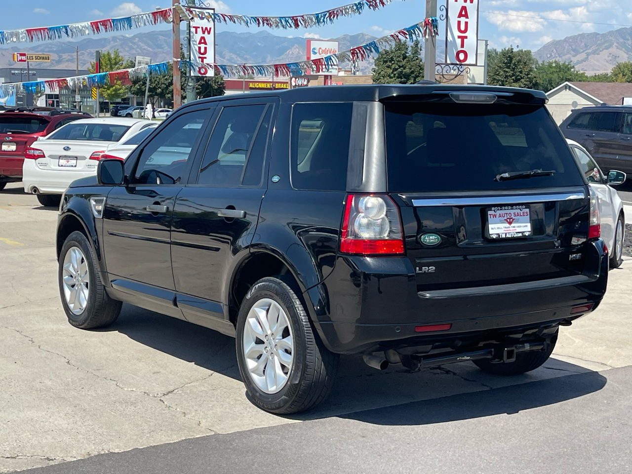 Land Rover LR2 HSE with Tech Package 2011