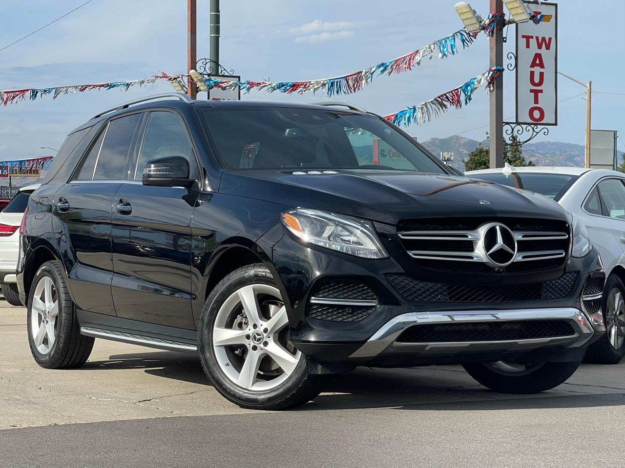 Mercedes-Benz GLE-Class photo 3