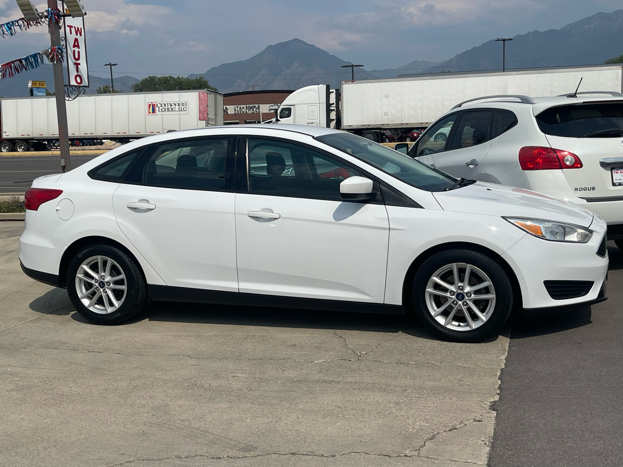 Ford Focus SE Sedan 2018