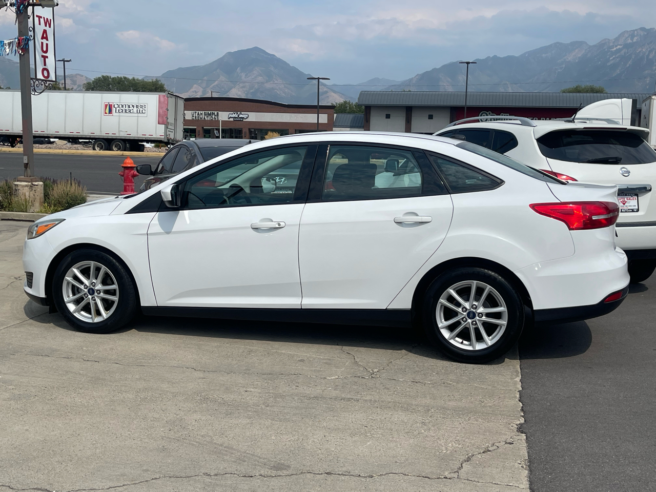 Ford Focus SE Sedan 2018