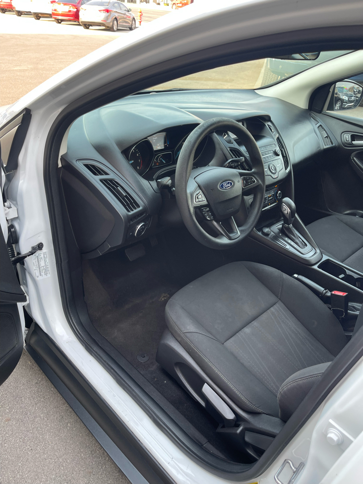Ford Focus SE Sedan 2018