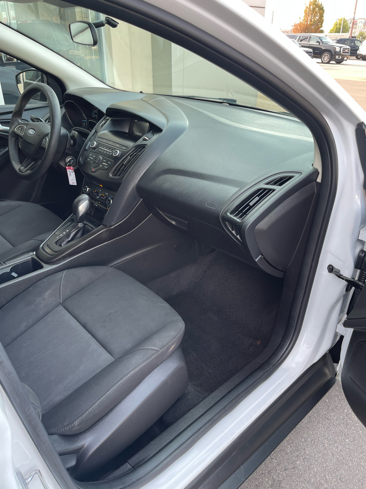 Ford Focus SE Sedan 2018