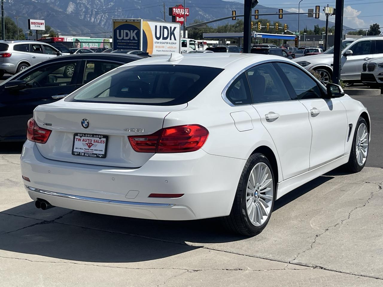 BMW 4 Series photo 5