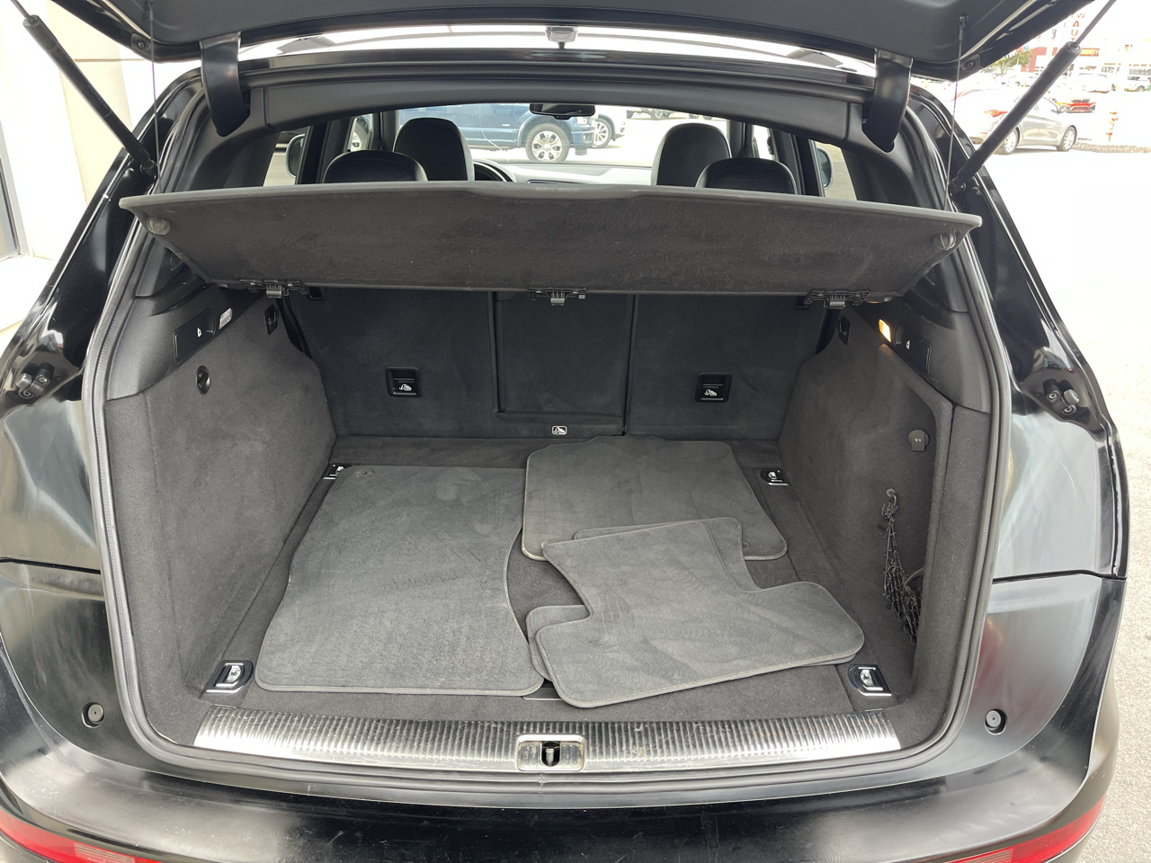 Audi SQ5 3.0T Premium Plus quattro 2015