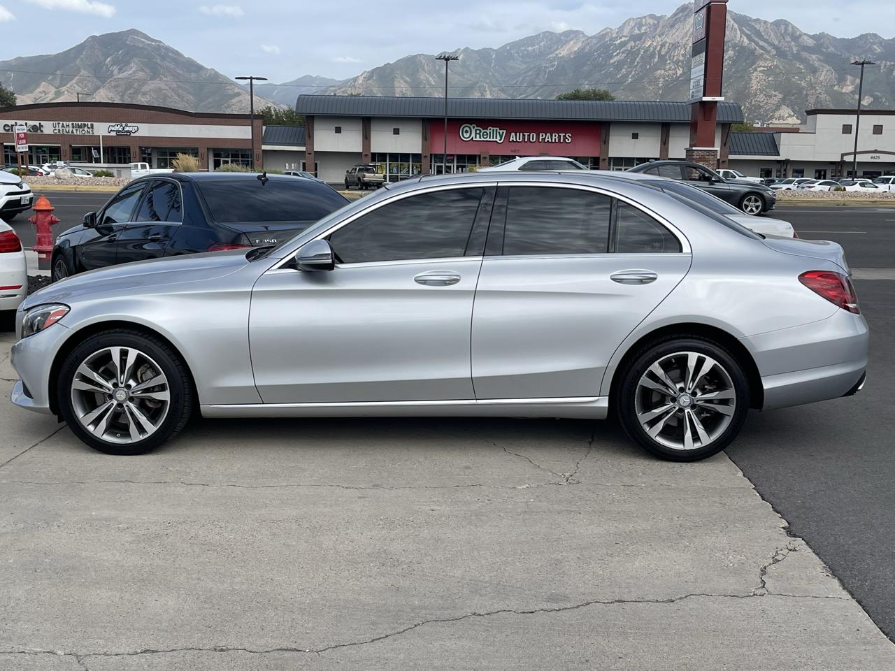 Mercedes-Benz C-Class photo 8