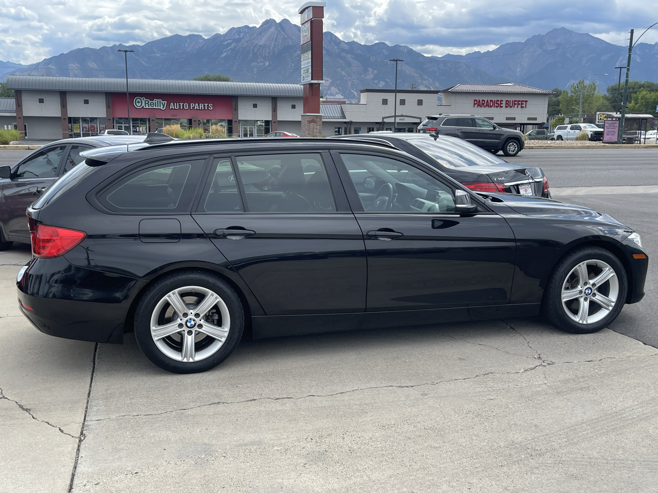 BMW 3-Series Sport Wagon 328d xDrive Touring 2014