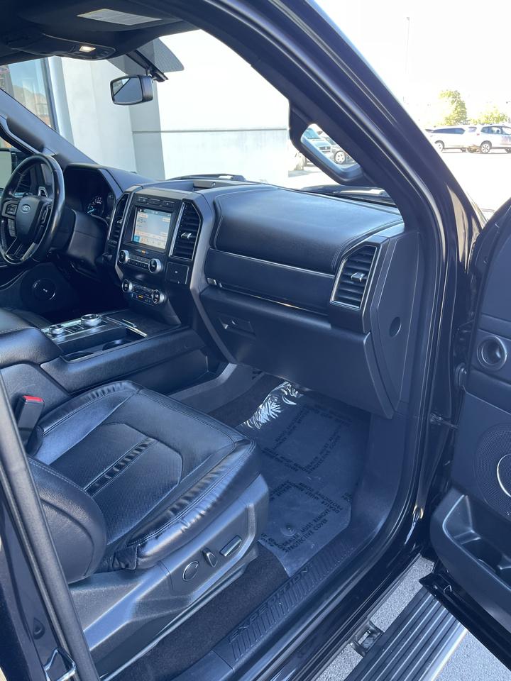Ford Expedition photo 20