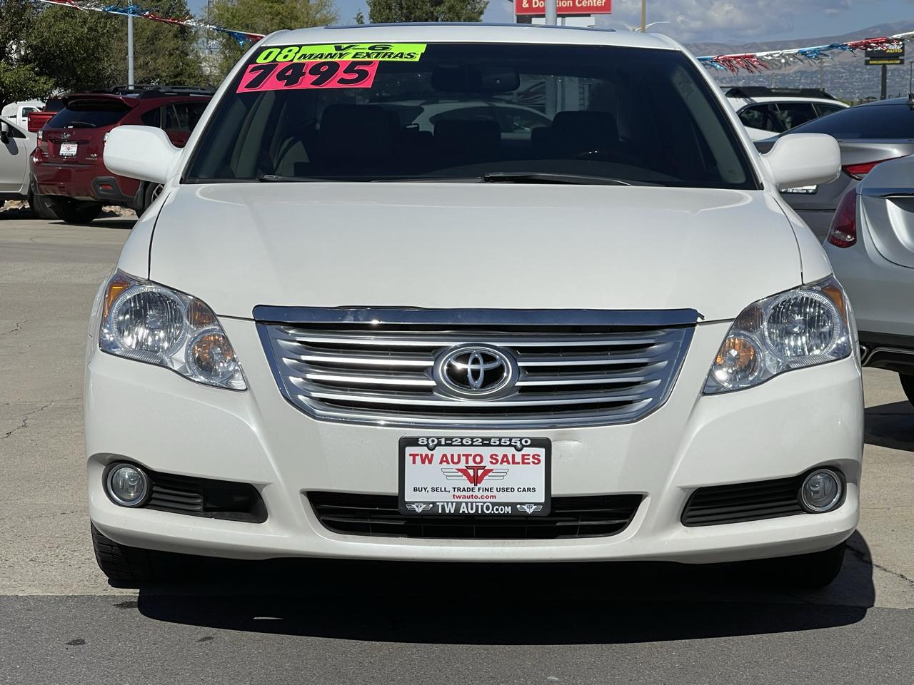 Toyota Avalon photo 2