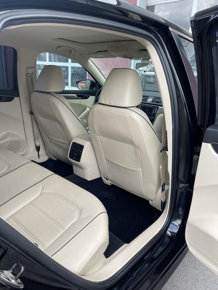 Volkswagen Passat photo 11