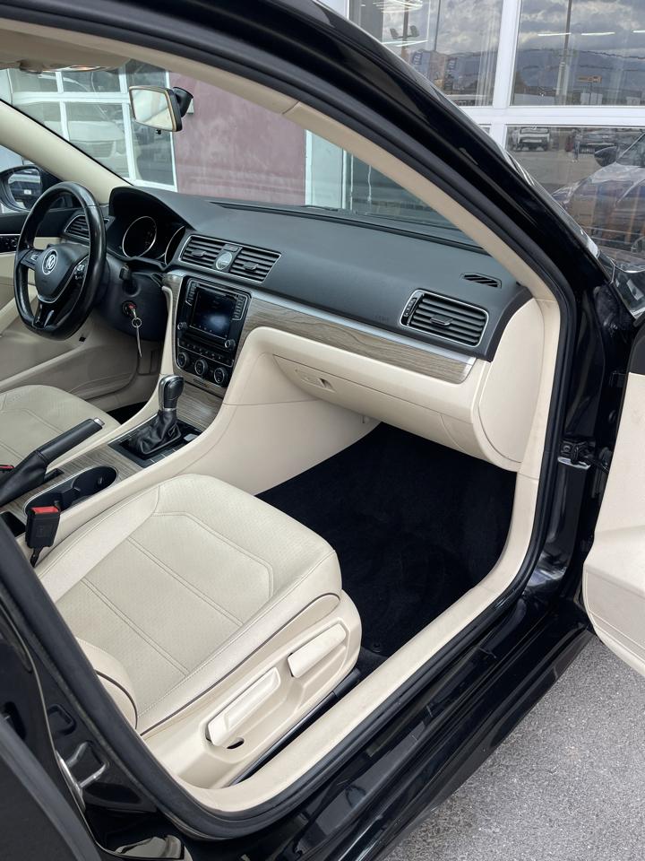 Volkswagen Passat photo 13