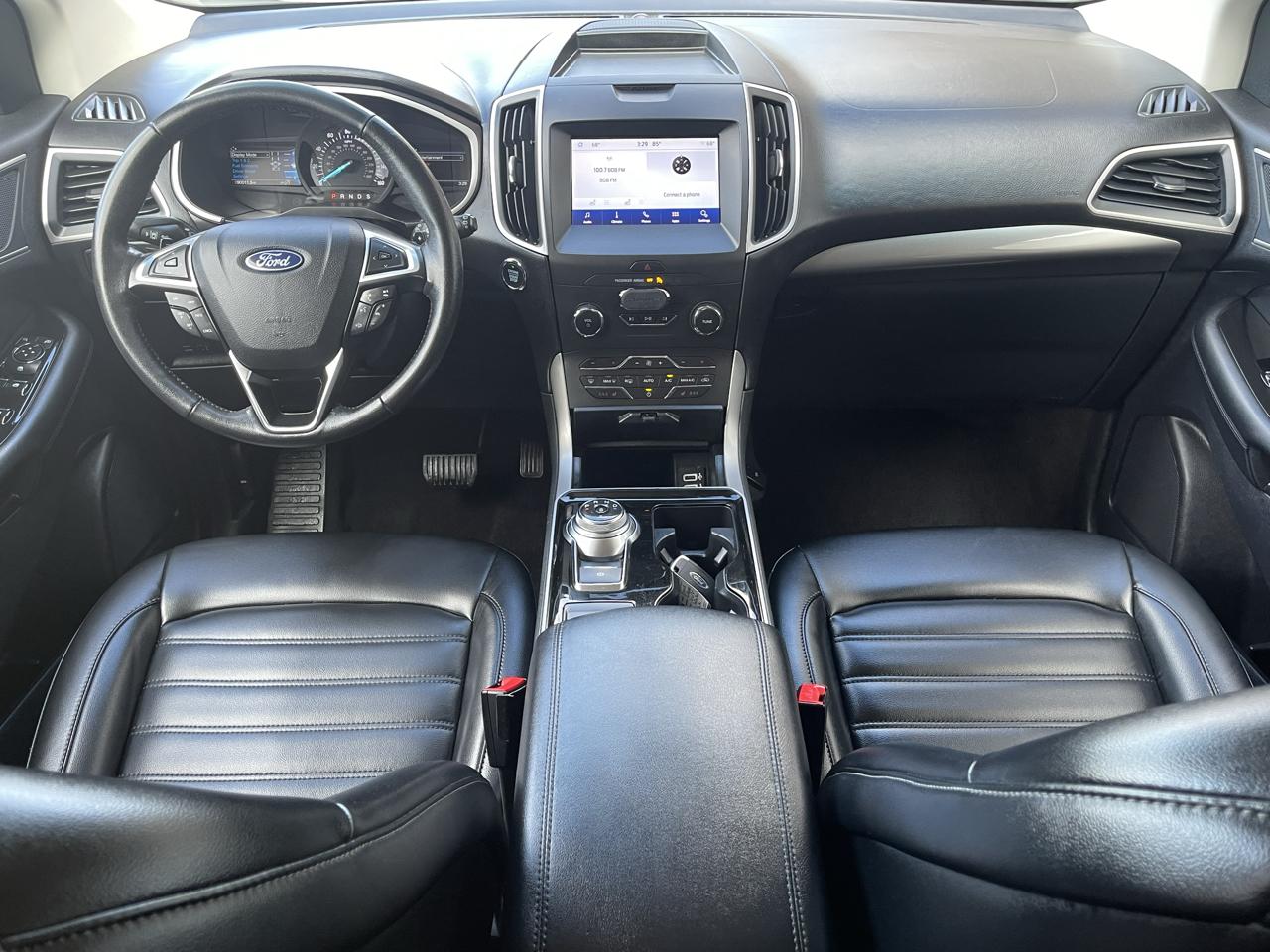 Ford Edge photo 10