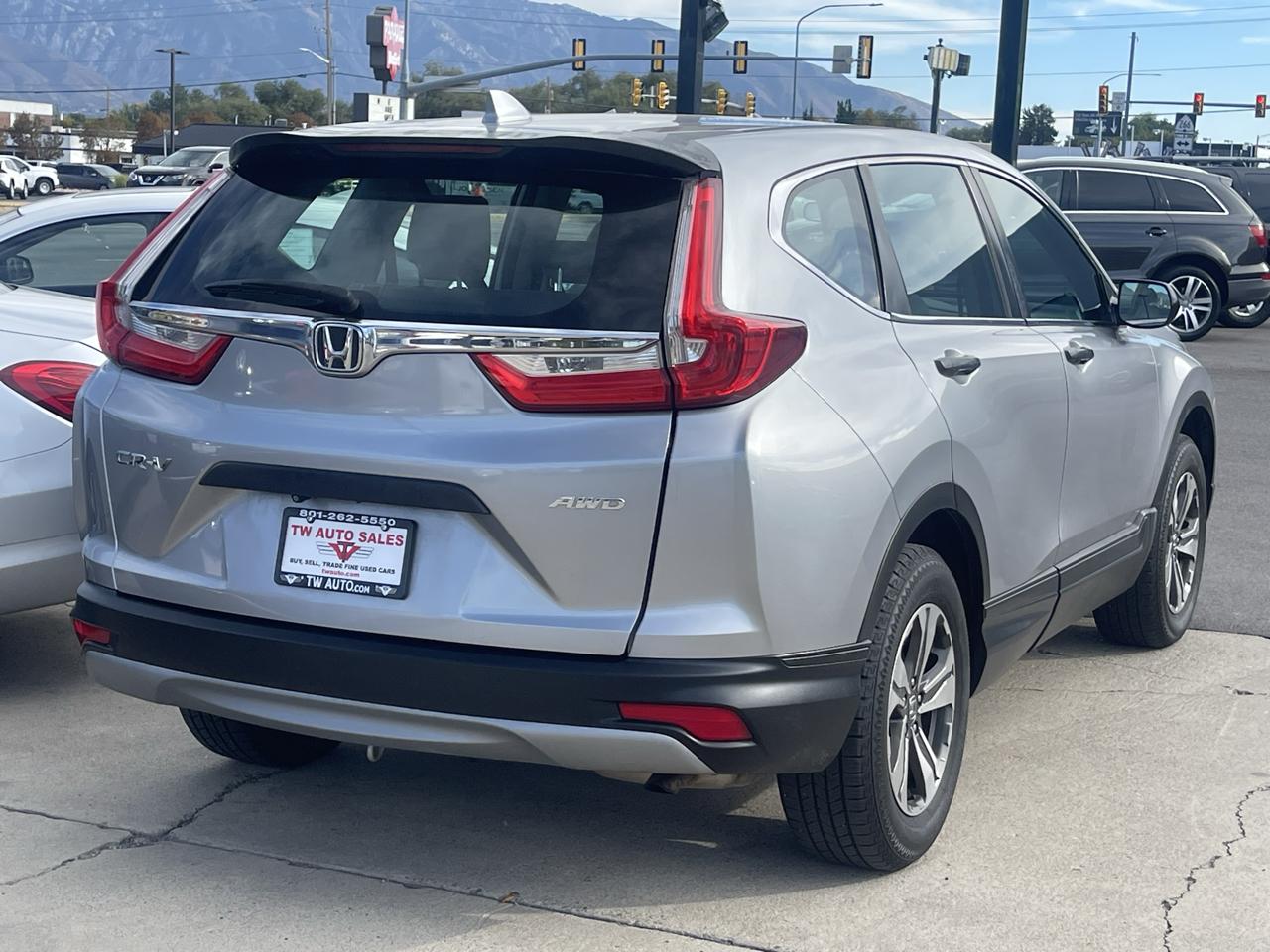 Honda CR-V photo 5