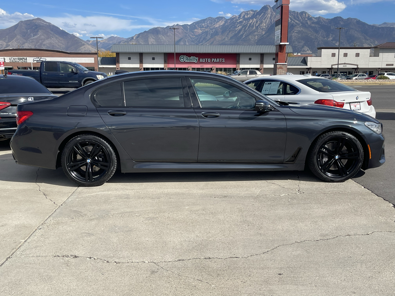 BMW 7-Series 750i xDrive 2016