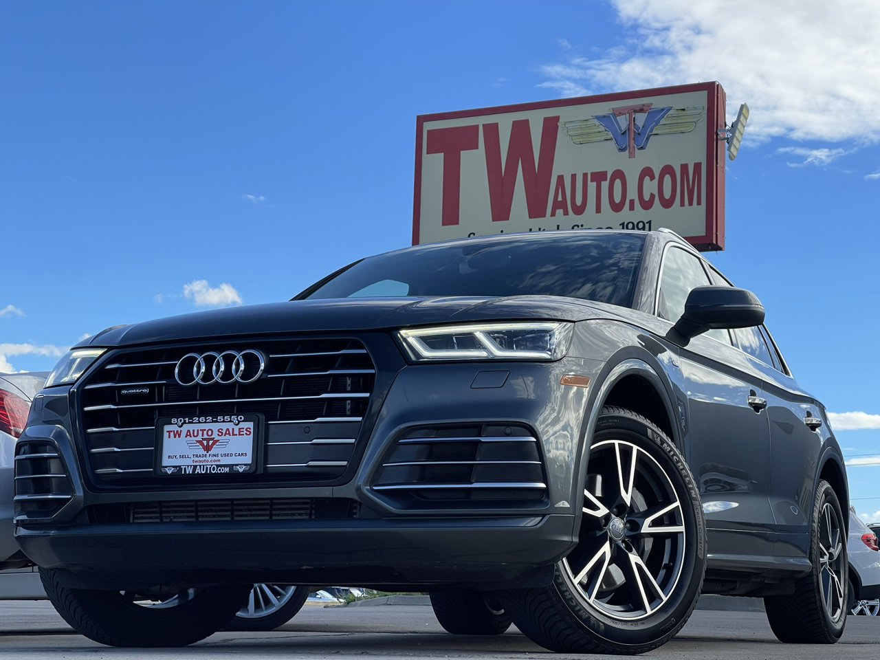 2020 Audi Q5 e Premium Plus