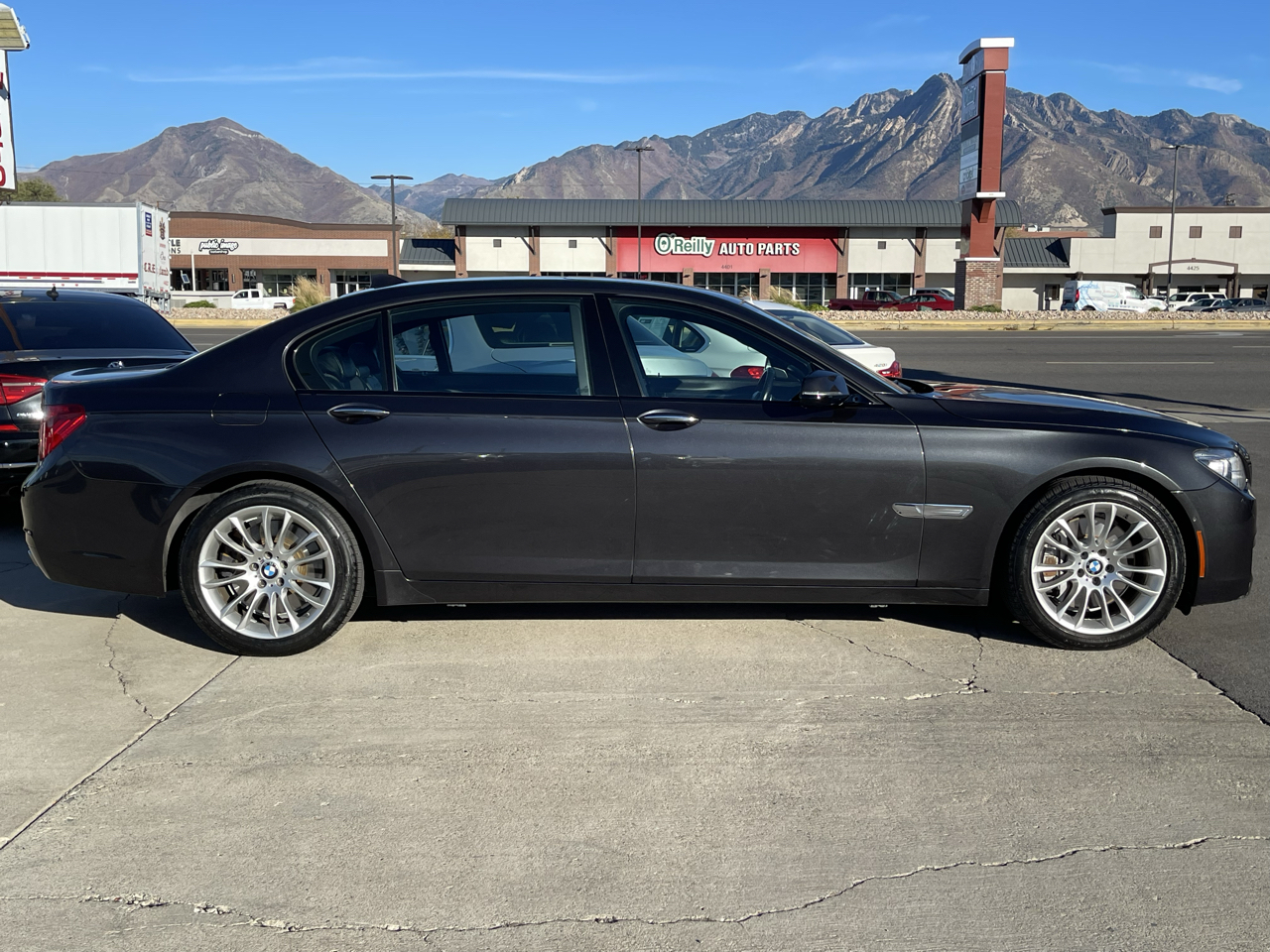 BMW 7-Series 750Li xDrive 2014