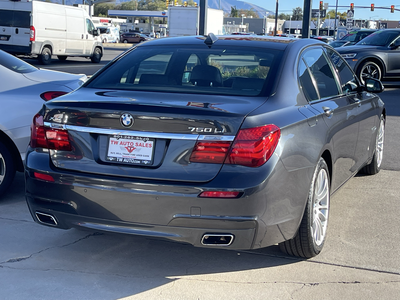 BMW 7-Series 750Li xDrive 2014