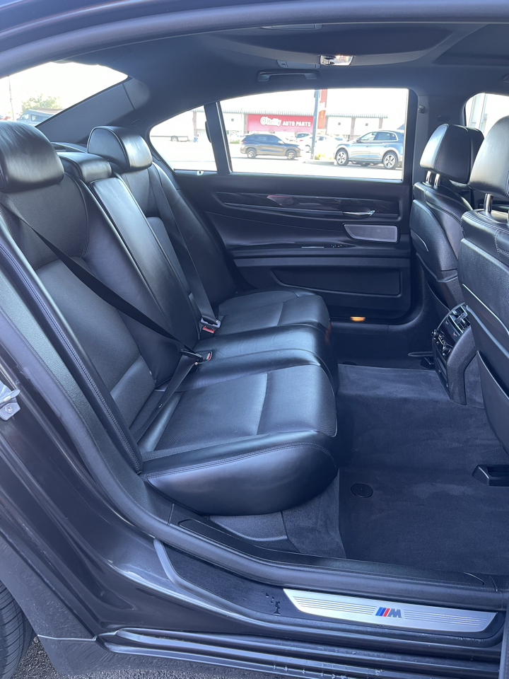 BMW 7-Series 750Li xDrive 2014