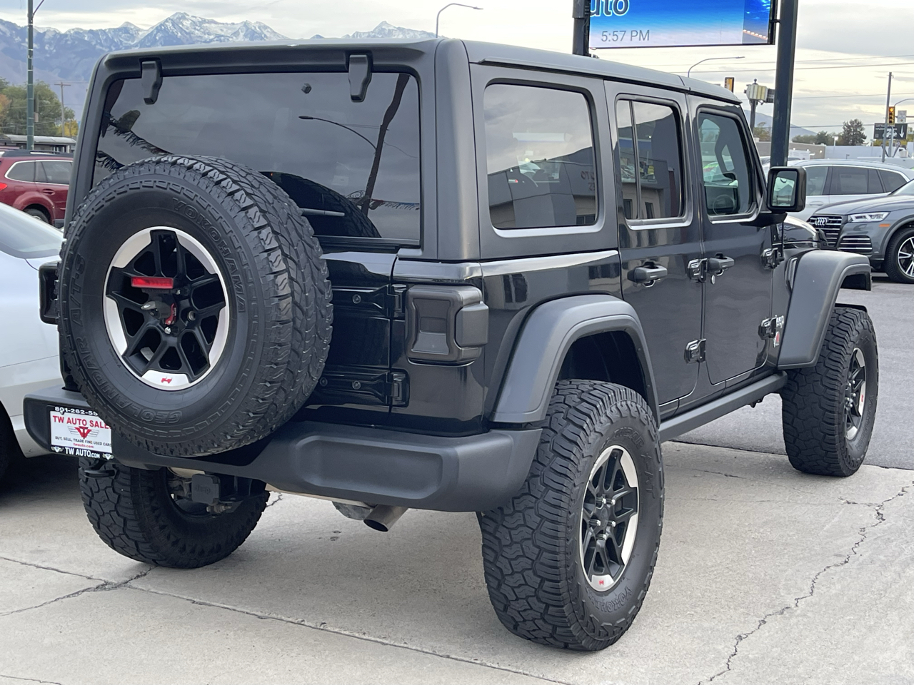 Jeep Wrangler Unlimited Sport 2018
