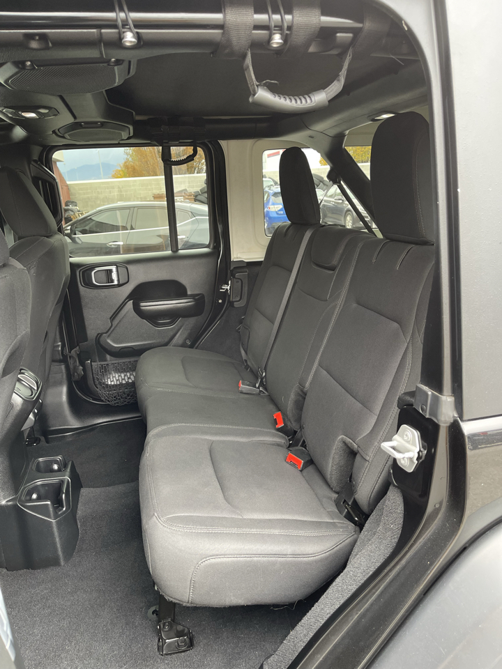 Jeep Wrangler Unlimited Sport 2018