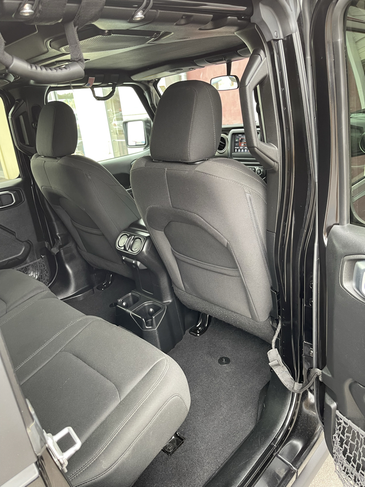 Jeep Wrangler Unlimited Sport 2018