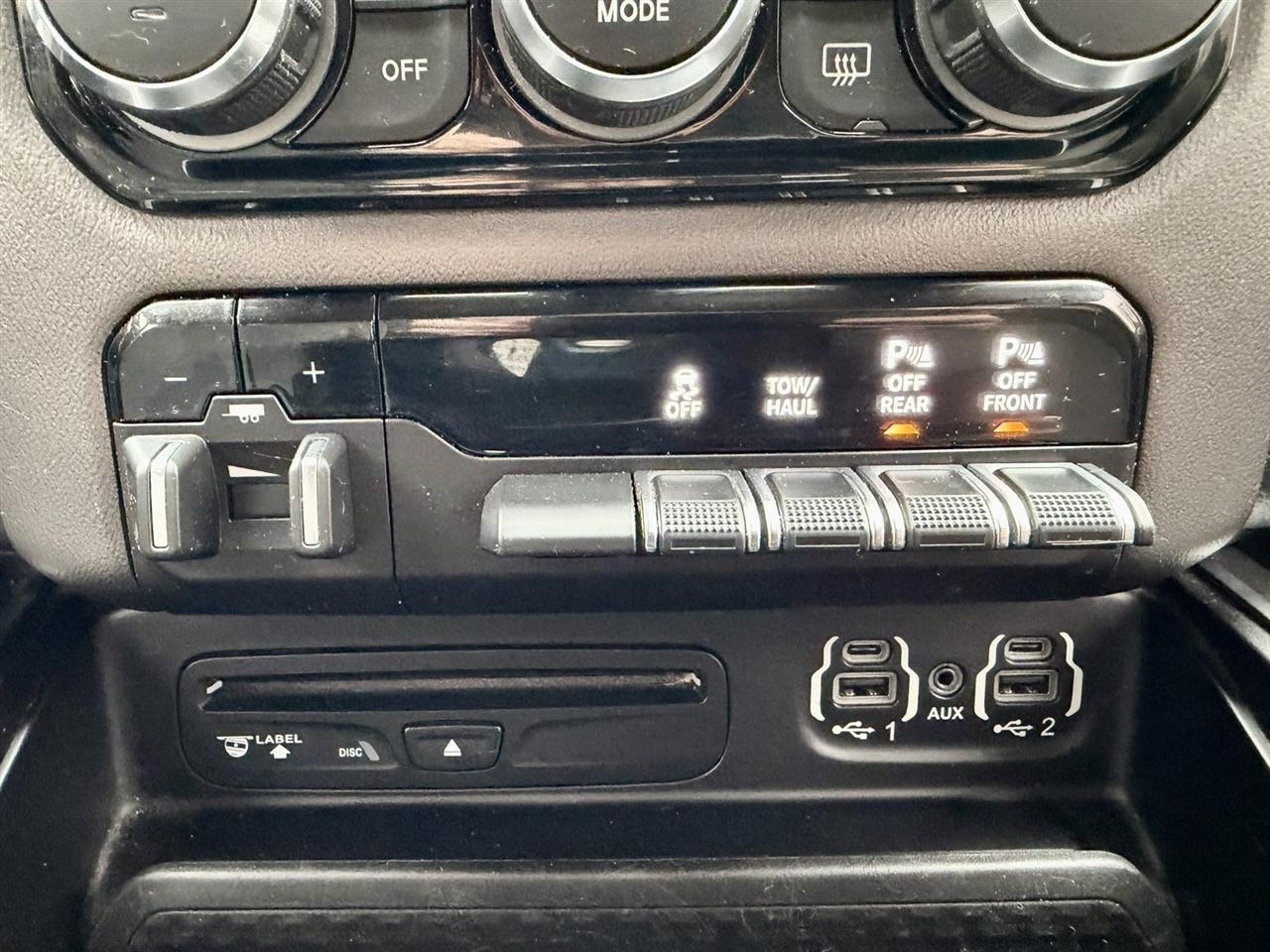 RAM 1500 Big Horn/Lone Star 4x4 Crew Cab 5'7" Box 2019
