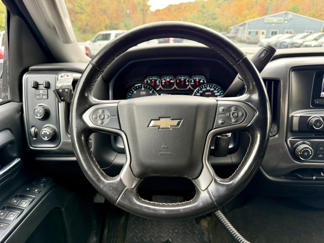 Chevrolet Silverado 2500HD Built After Aug 14 4WD Double Cab 144.2" LT 2015