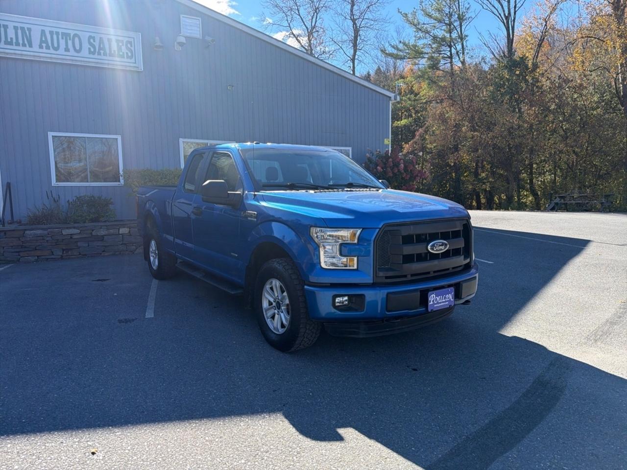 Ford F-150 4WD SuperCab 145" Lariat 2015
