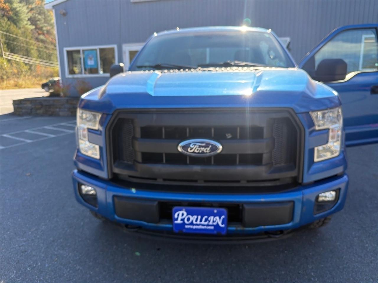 Ford F-150 4WD SuperCab 145" Lariat 2015