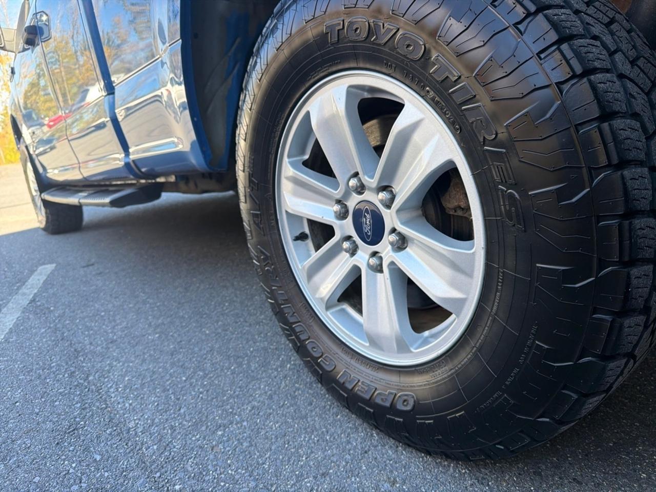 Ford F-150 4WD SuperCab 145" Lariat 2015