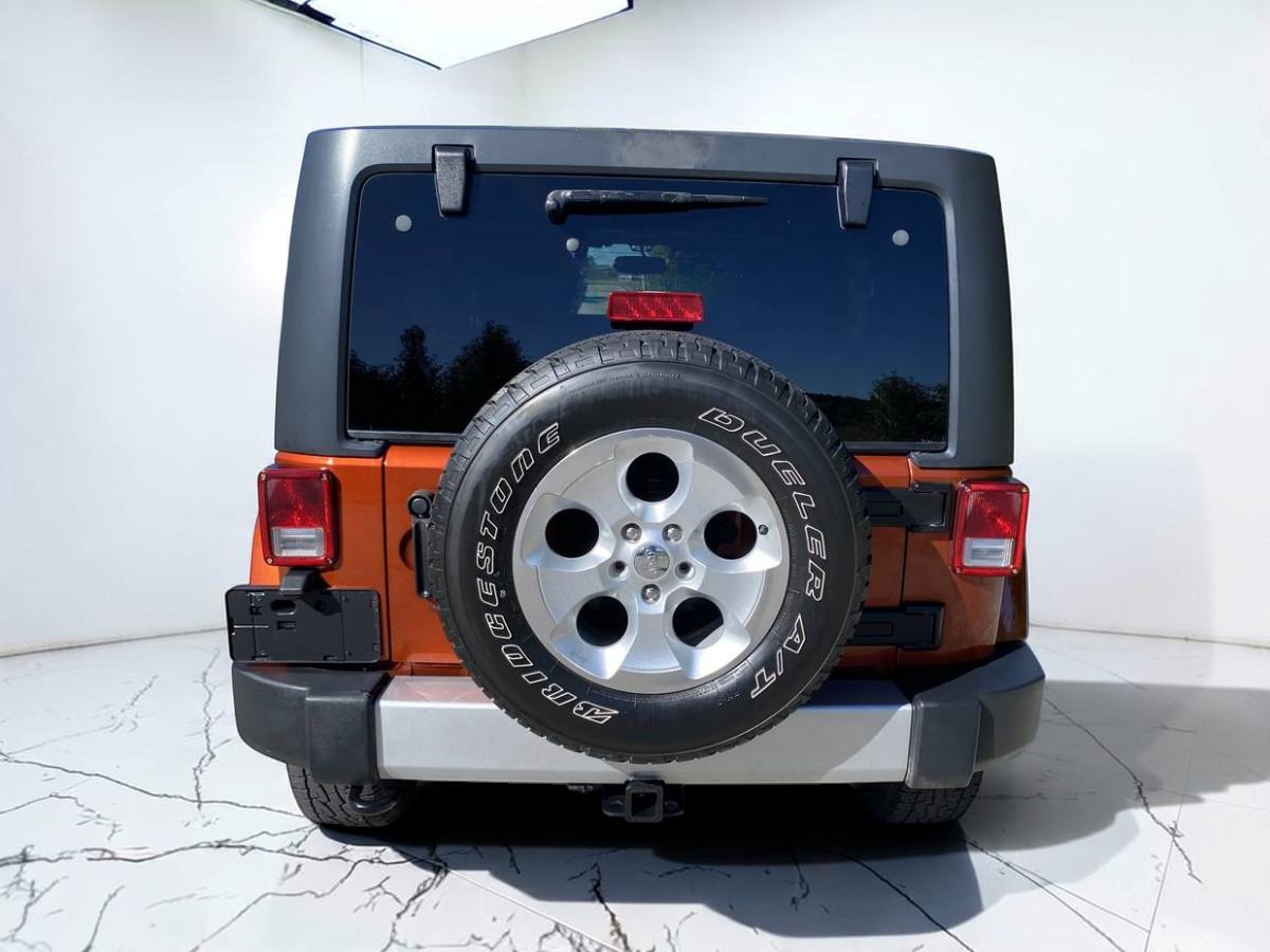 Jeep Wrangler Unlimited Sahara 4WD 2014