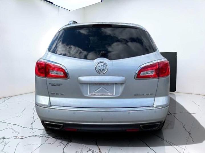 Buick Enclave Convenience FWD 2015