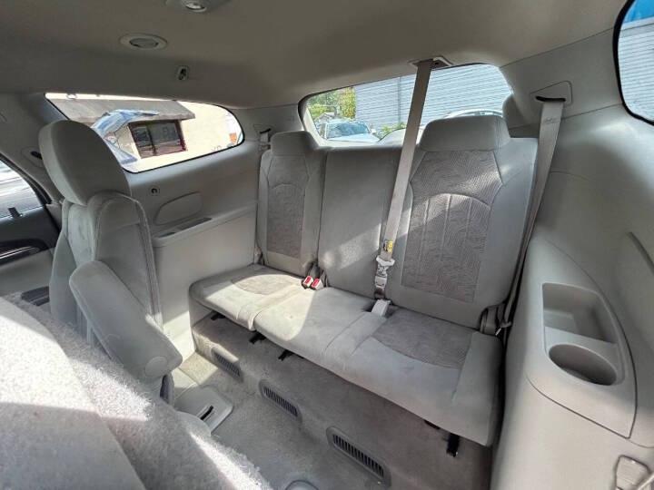 Buick Enclave Convenience FWD 2015