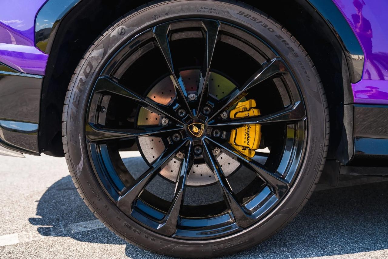 Lamborghini Urus Base 2022
