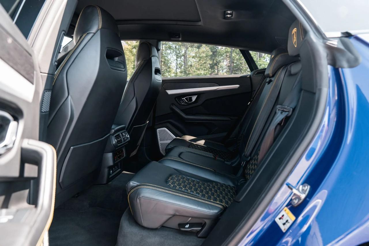 Lamborghini Urus Base 2022