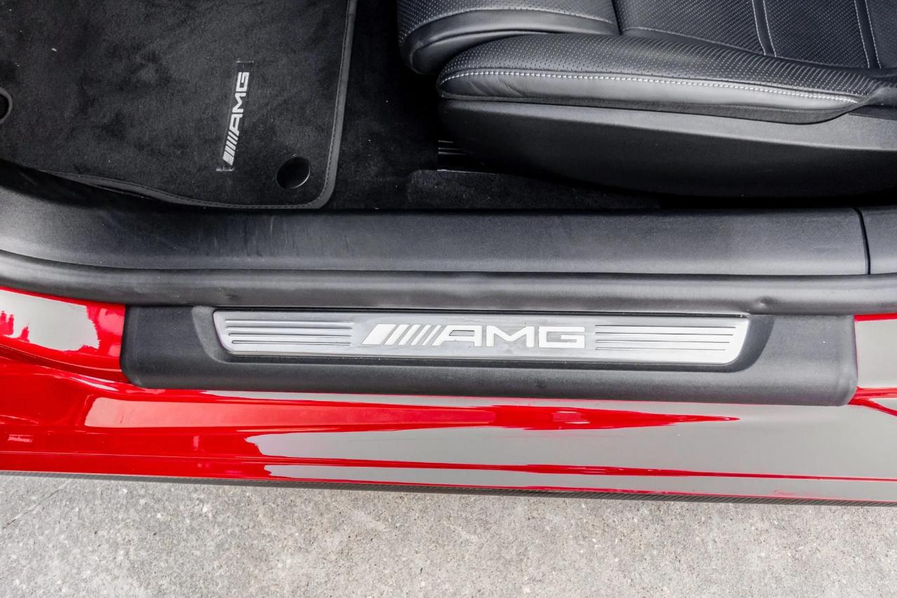 Mercedes-Benz SL 63 AMG  2022