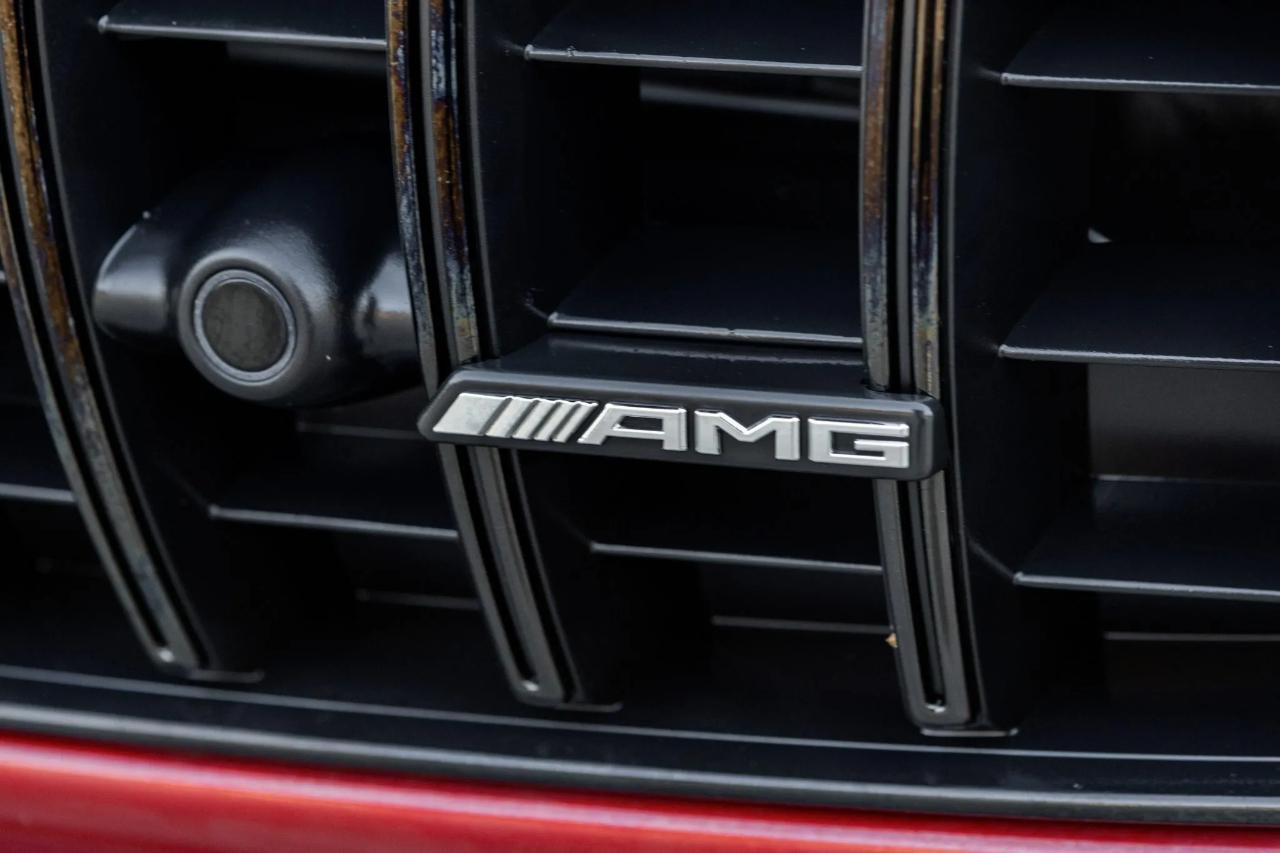 Mercedes-Benz SL 63 AMG  2022