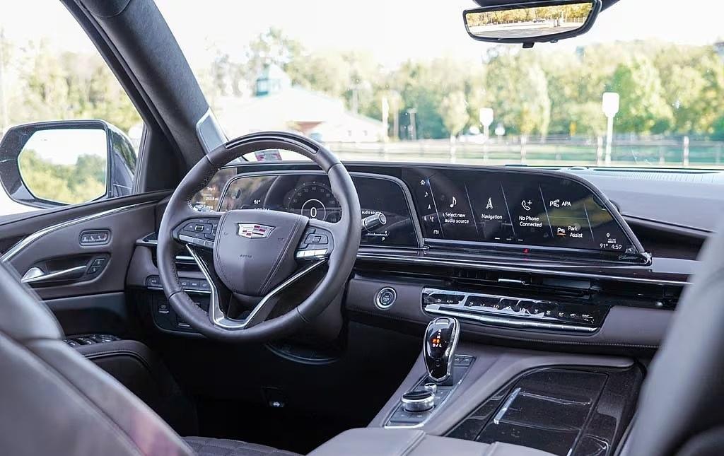 Cadillac Escalade Sport Platinum AWD 2023
