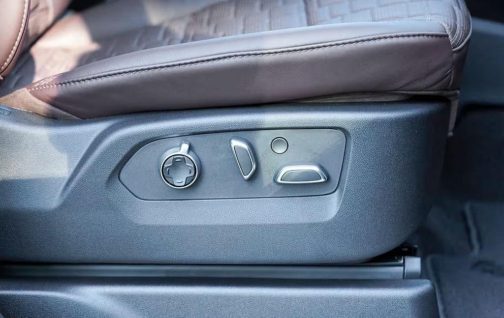 Cadillac Escalade Sport Platinum AWD 2023