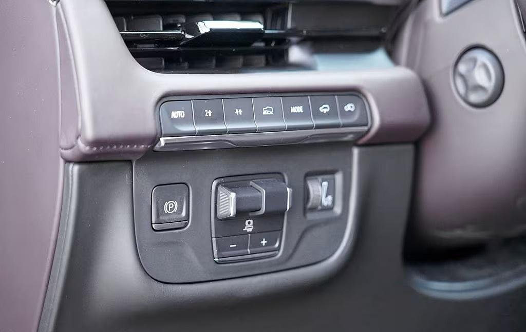 Cadillac Escalade Sport Platinum AWD 2023