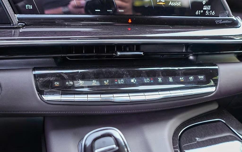 Cadillac Escalade Sport Platinum AWD 2023